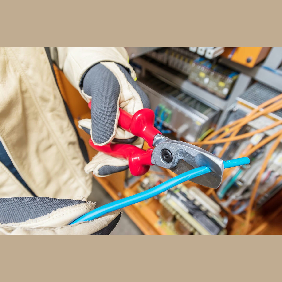 Hazet 163-227/3 Pliers set ∙ with protective insulation