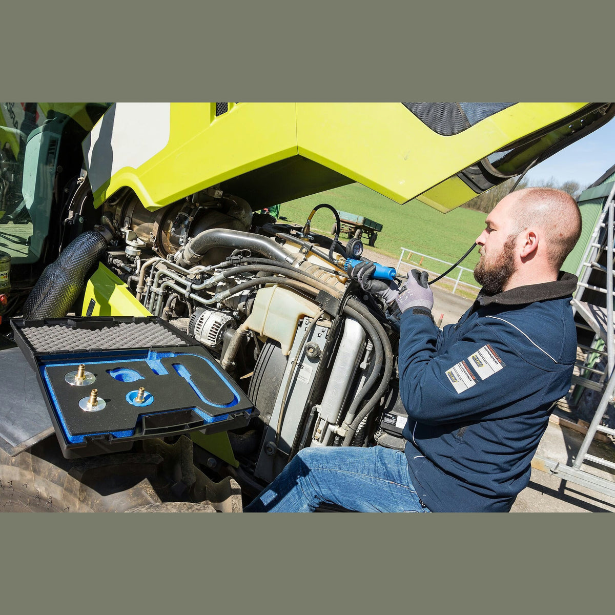 Hazet 4800/6 Radiator tester for agricultural machinery
