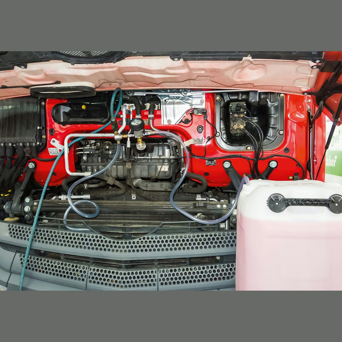 Hazet 4802-1 Commercial vehicle vacuum radiator filler