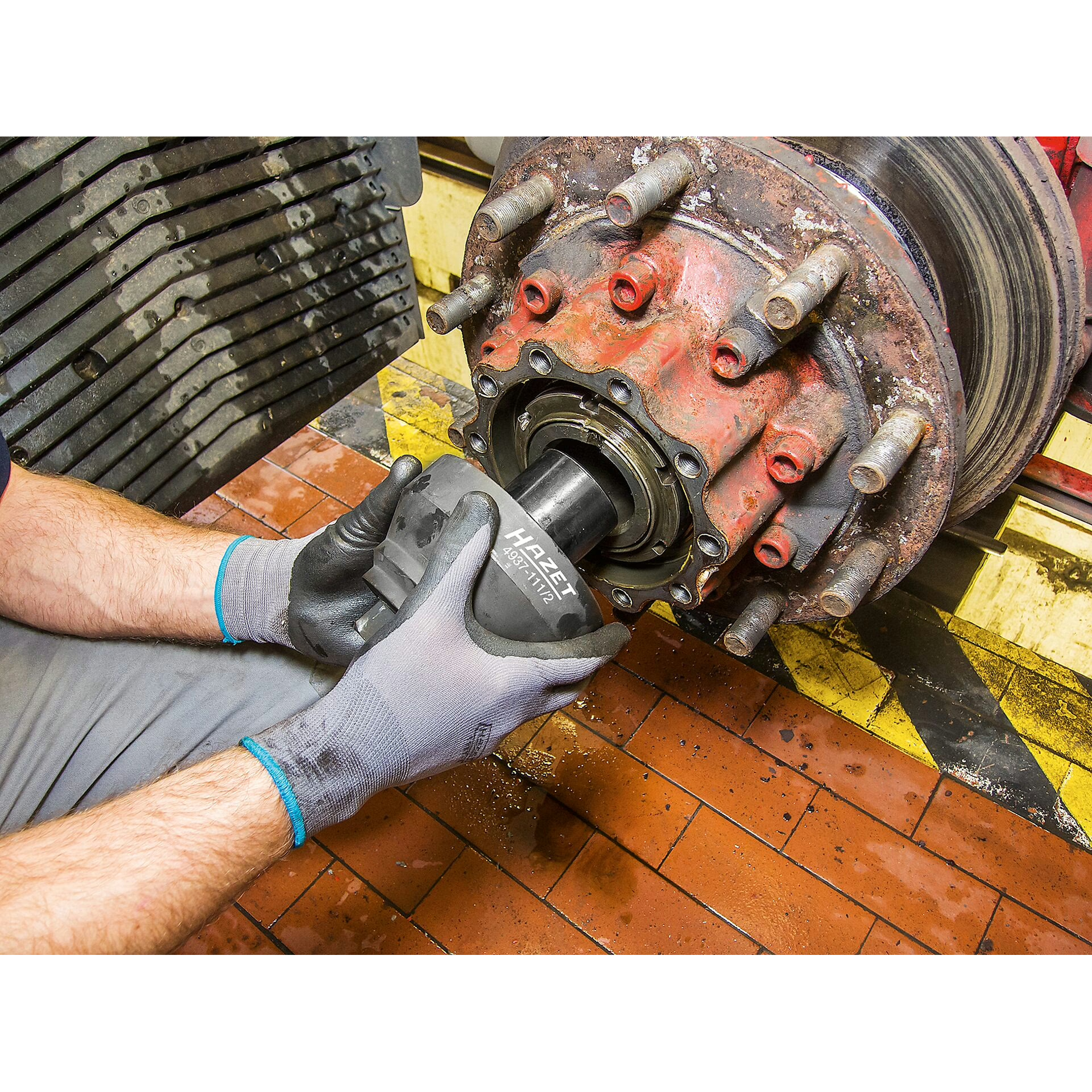 Hazet 4937-111/2 MAN commercial vehicle pin wrench set for rear axle