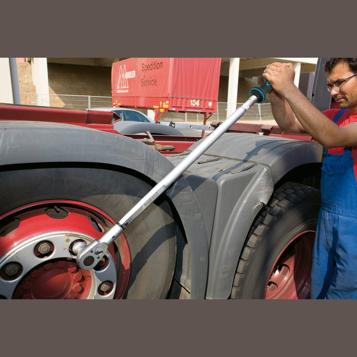 Hazet 6144-1CTCAL 3⁄4″ Torque wrench with DAkkS calibration certificate ∙ 200 – 500 Nm ∙ ±2%