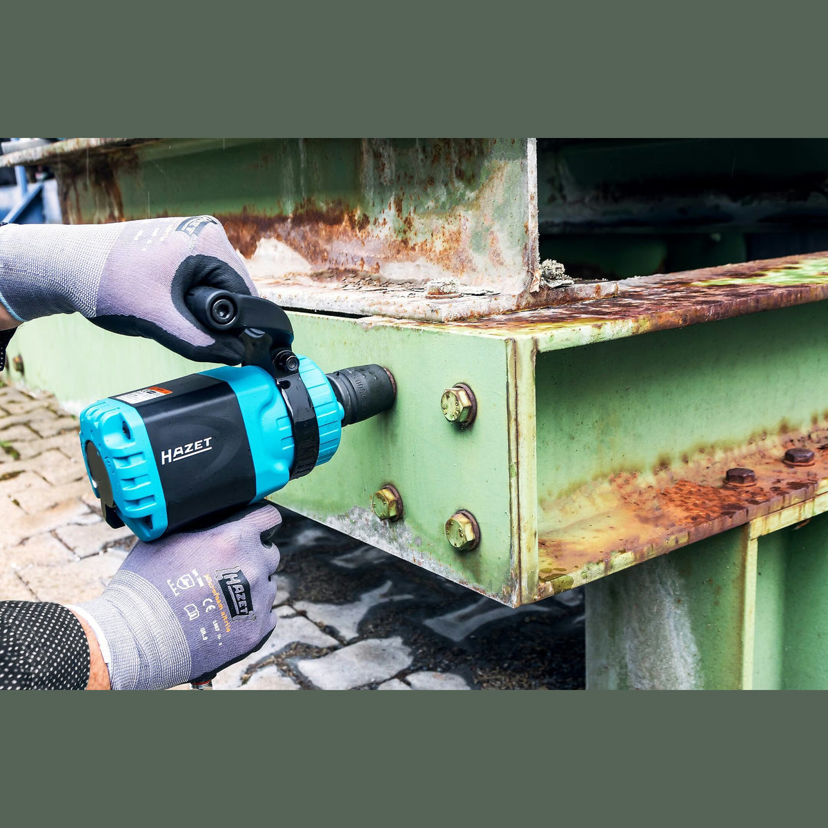 Hazet 9013TT 3⁄4″ Twin Turbo impact wrench ∙ 4100 Nm