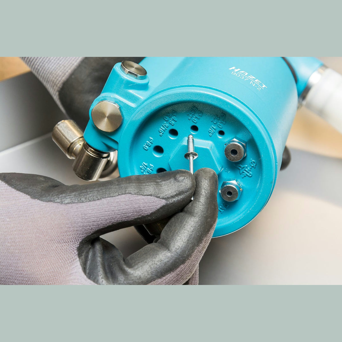 Hazet 9037N-2 Blind rivet gun