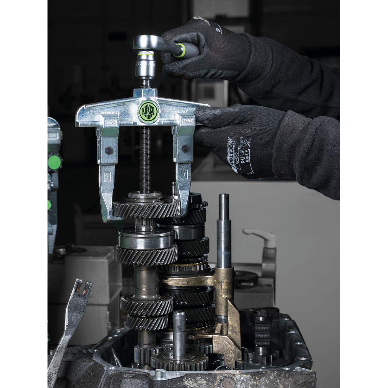 Kukko 20-1 | 2-jaw universal puller, up to 90 mm spread, 100 mm reach