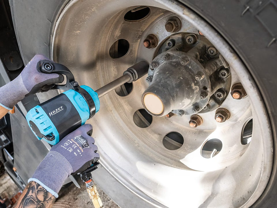 Hazet 9013LGTT 3⁄4″ Twin Turbo impact wrench ∙ long spindle ∙ 3800 Nm