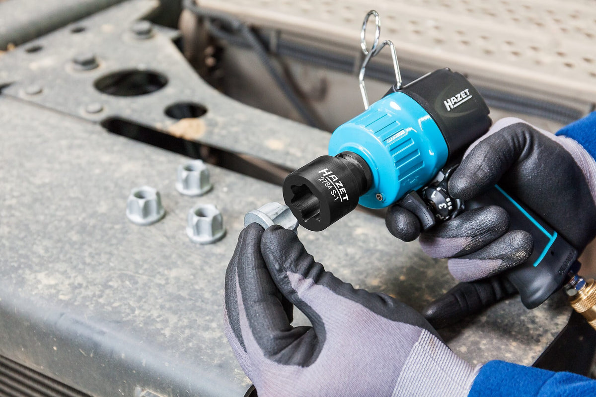 Hazet 2784S-1  1⁄2″ Impact socket ∙ with special profile ∙ Groove profile