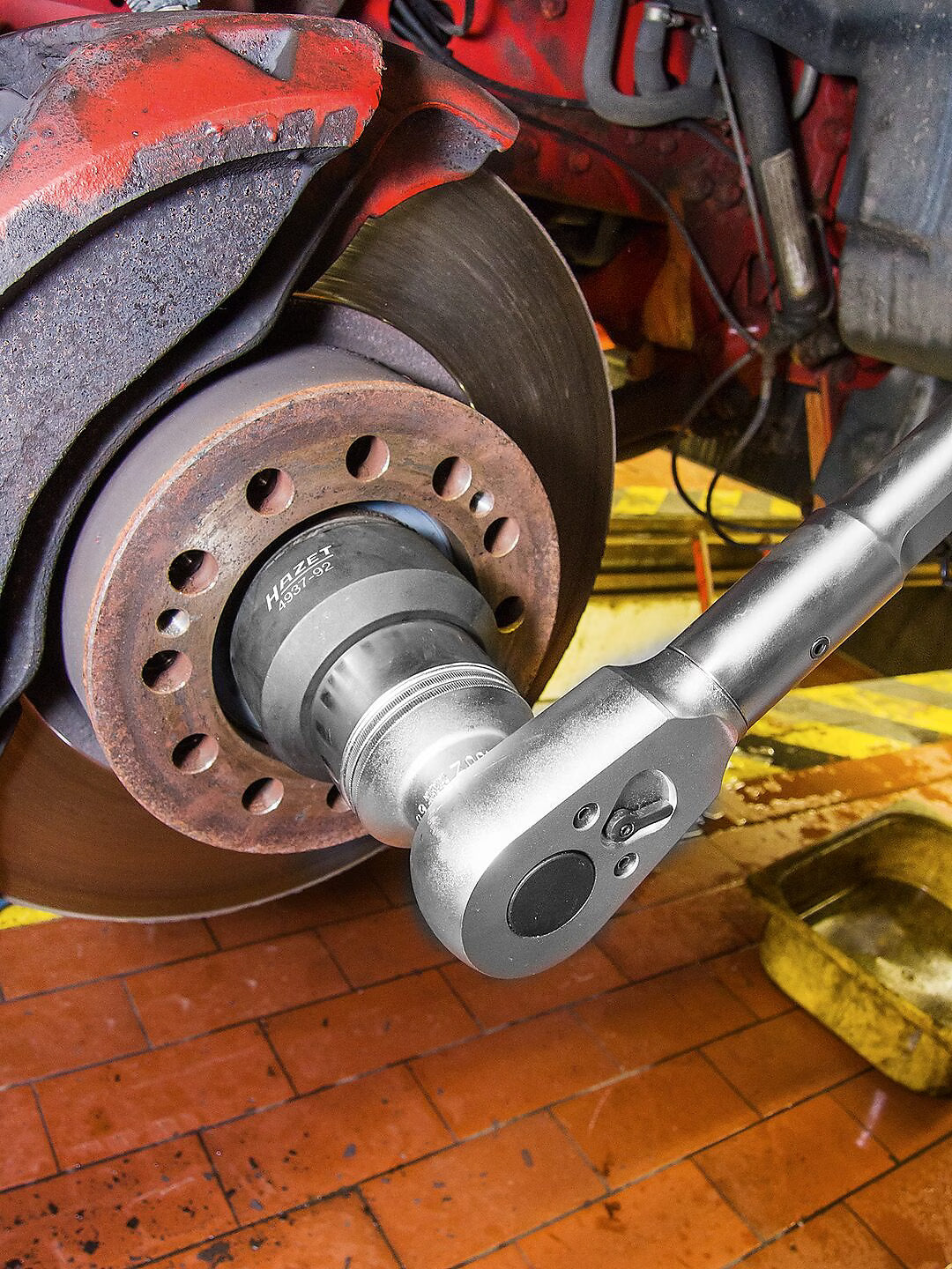 Hazet 4937-92 Commercial vehicle pin wrench for front axle MAN