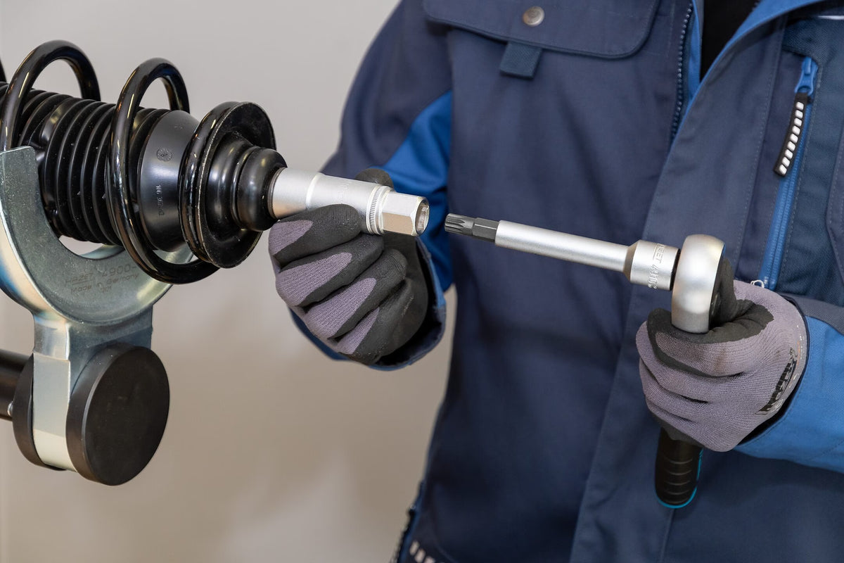 Hazet 4910-XZN10 Counterholder for piston rod