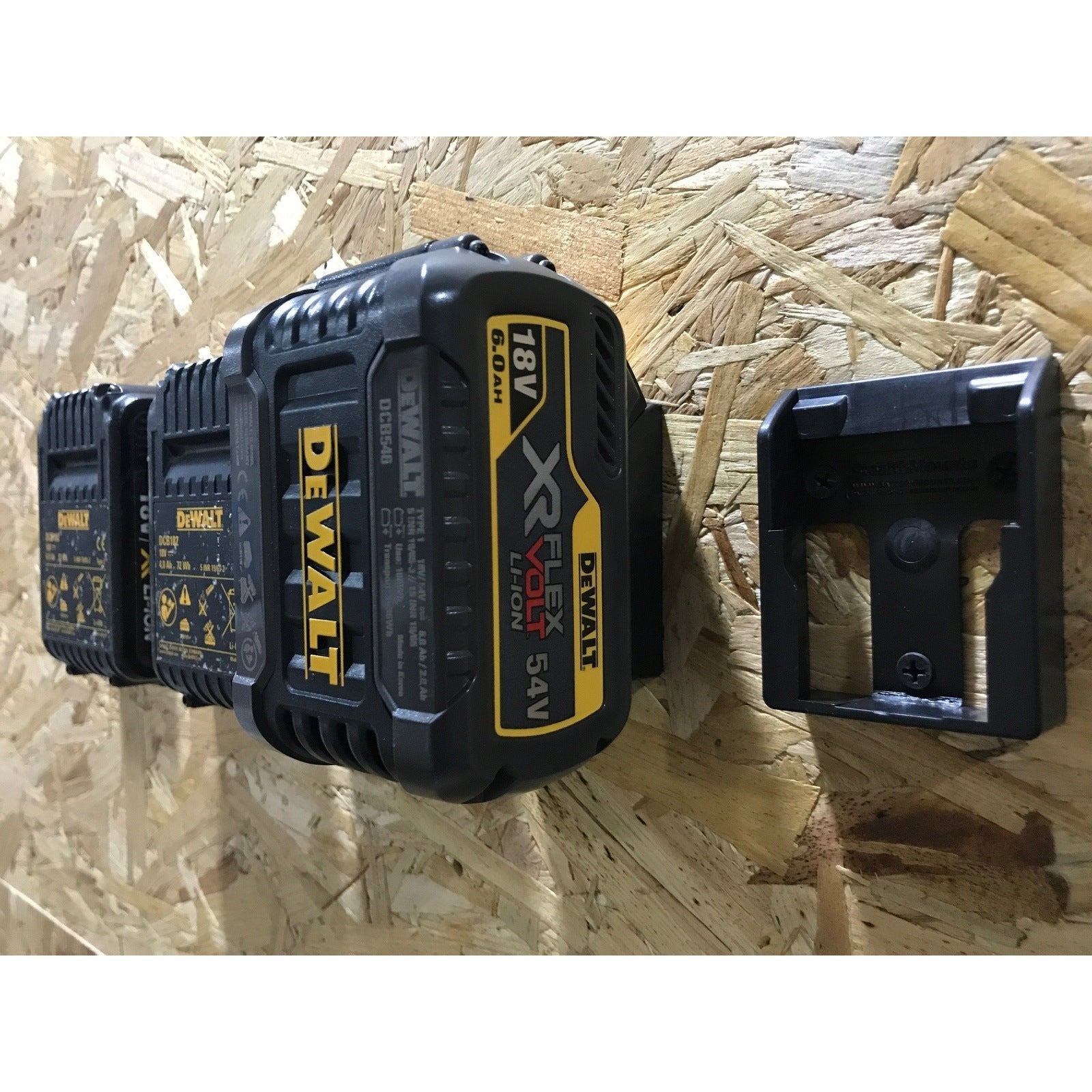 Stealthmount Dewalt 20v battery mount holders – BLOWERBAND
