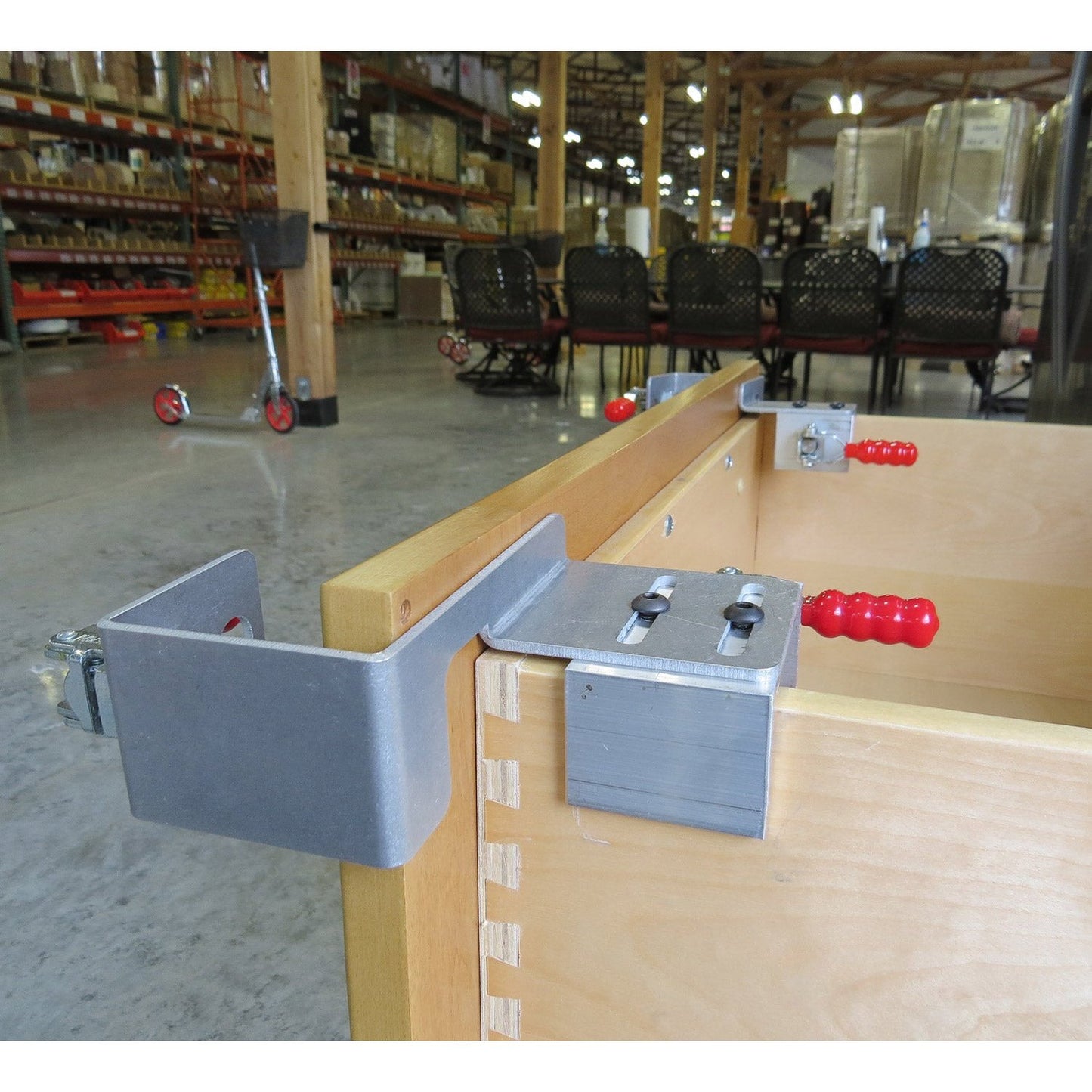 FastCap Drawer Front Clamp